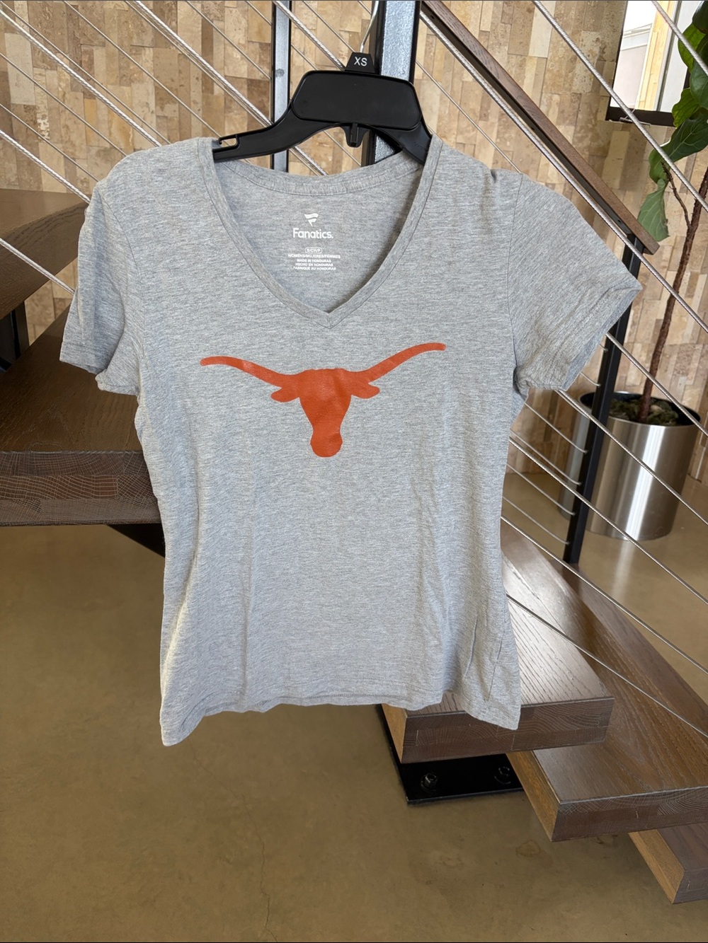 Fanatics Women's Gray V-Neck Tee with Orange Longhorn Graphic